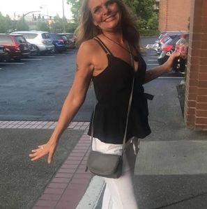 Meet your Posher, Dondus